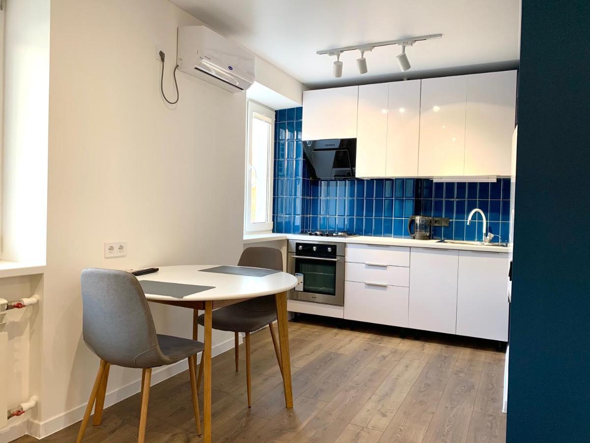Navy City Center Apartment Двокімнатні Апартаменти В Центрі Міста Poltava Eksteriør bilde