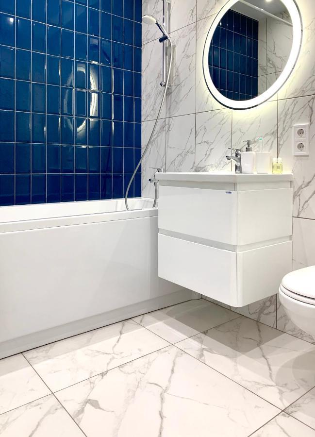 Navy City Center Apartment Двокімнатні Апартаменти В Центрі Міста Poltava Eksteriør bilde